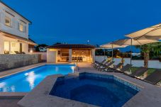 Villa in Buici - Villa Anela with pool in Porec